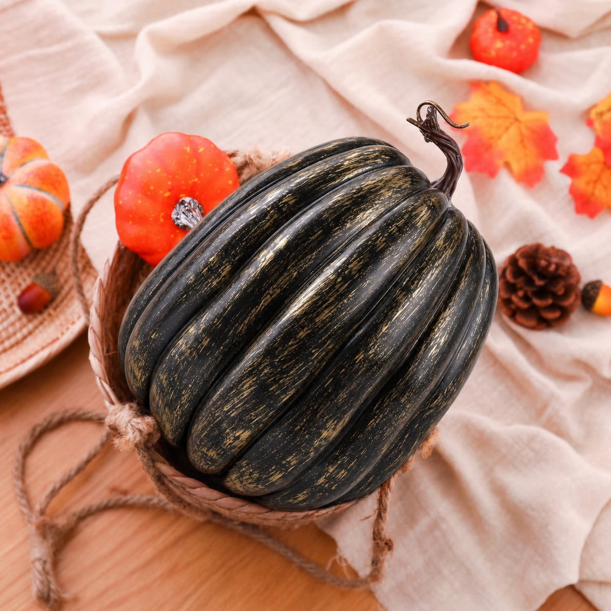 CQHVKQ 8 Inch Large Artificial Pumpkin Fall Decorations, Realistic Fake Harvest Pumpkin, Orange Gold Decorative Pumpkins for Table Centerpieces, Fall, Thanksgiving & Halloween DIY