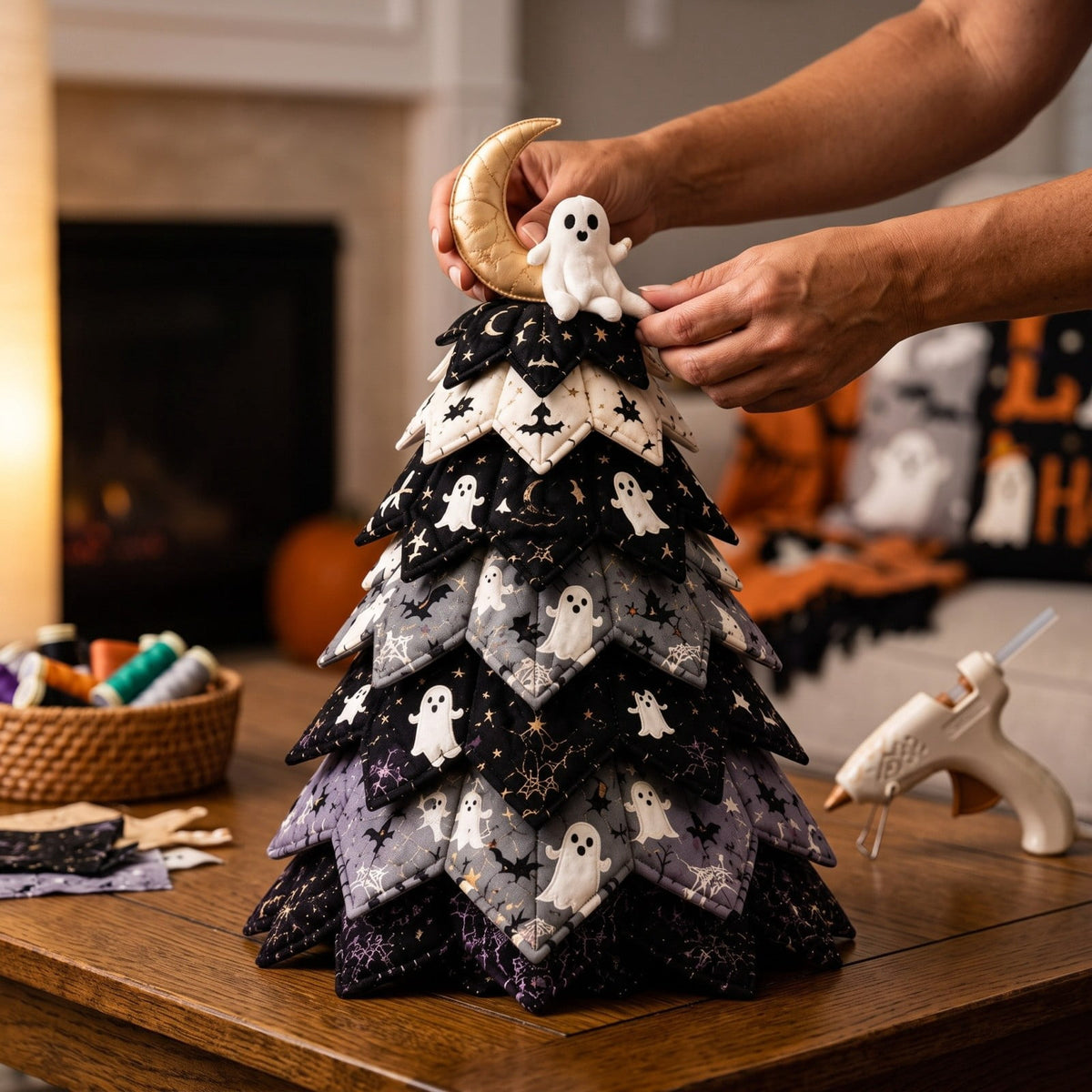 Lypsnake DIY Halloween Quilted Fabric Tree Kit, Vintage Pumpkin Sunflower Patchwork, 3D Padded Sewing Craft Project for Autumn Harvest Decor