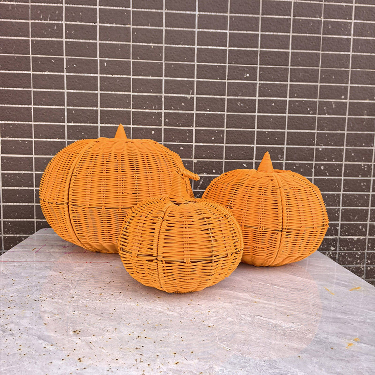 Handmade Rattan Pumpkin Decorations For Halloween Outdoor Fall Party Scene Set Of 3 In Natural Wood Tone