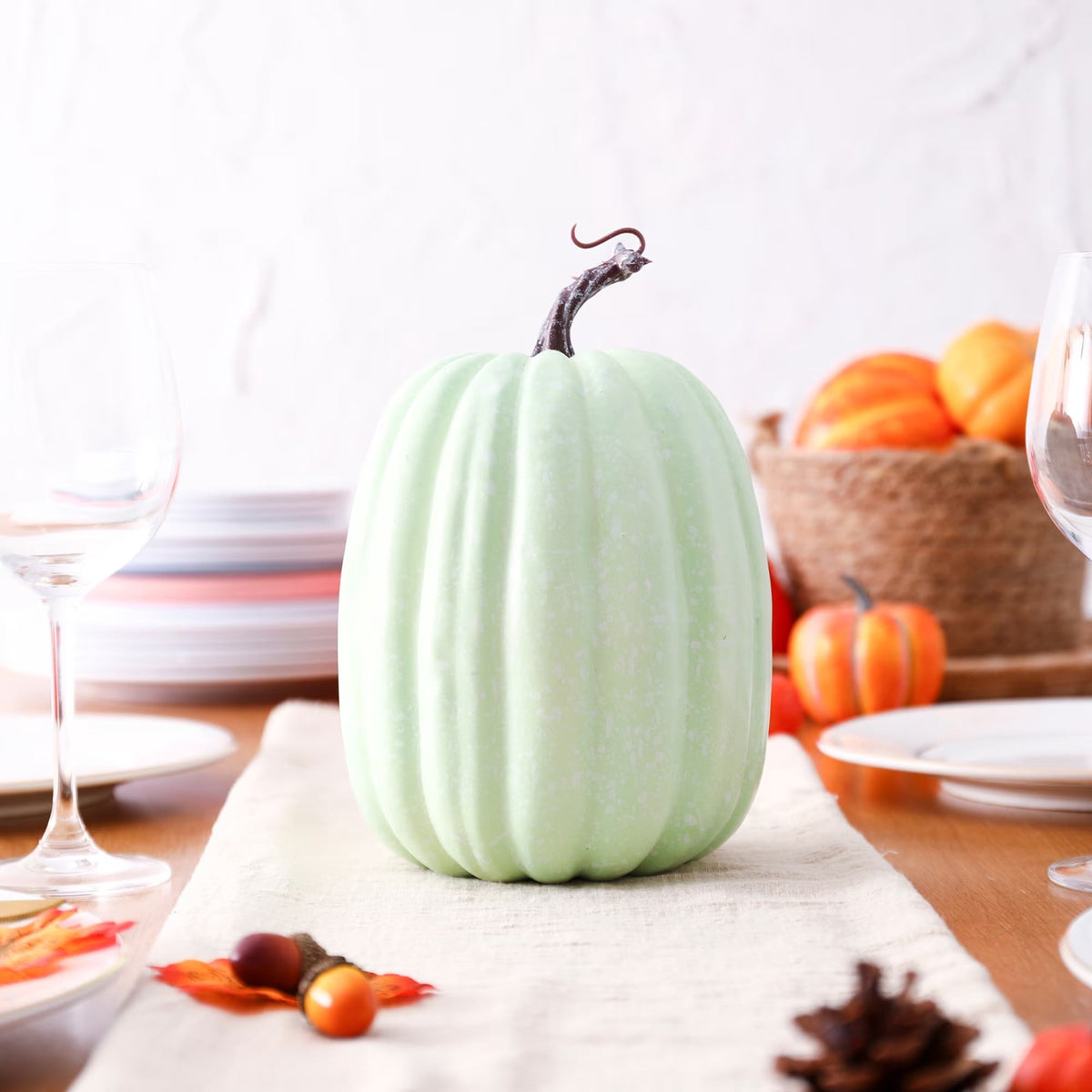 CQHVKQ 8 Inch Large Artificial Pumpkin Fall Decorations, Realistic Fake Harvest Pumpkin, Orange Gold Decorative Pumpkins for Table Centerpieces, Fall, Thanksgiving & Halloween DIY
