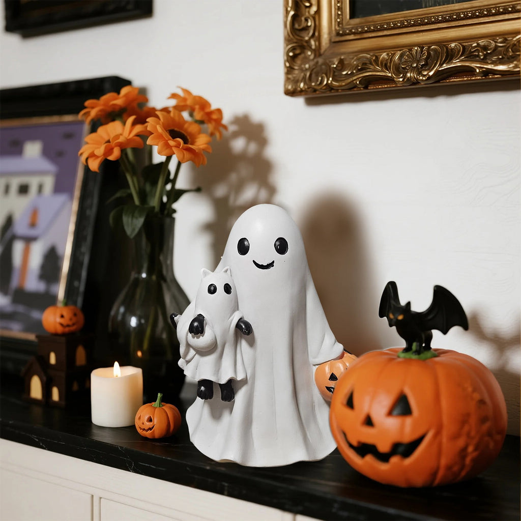 1Pc Halloween Ghost Holding Black Cat and Pumpkin Ornaments,Resin Figurine Holding Pumpkin Decor Cute Handmade Tabletop Statue Perfect for Halloween Home Decoration(White)